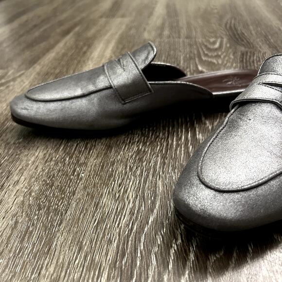 EUC Bougeotte Metallic Silver Leather Mule Loafers Size 41 Italy Slip-On Flats - Picture 11 of 16